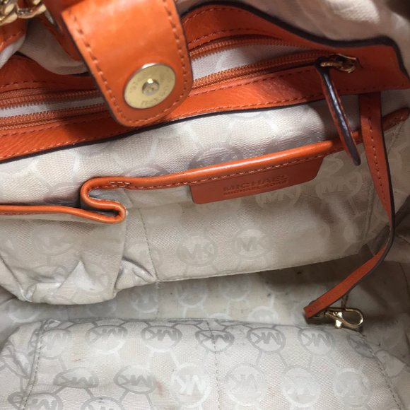 Michael Kors Tan Brown Large Woven Straw Bag - Picture 8 of 8